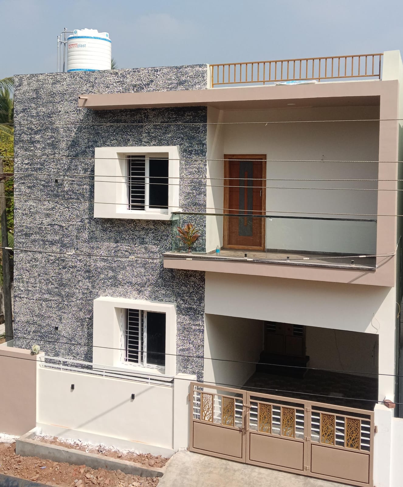 Residential House / Villa for Sale in REDDIPALAIYAM ROAD , THANJAVUR, Thanjavur